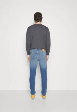 Jack & Jones Jjimike Jjoriginal- Straight Leg Jeans - Blue Denim 9 Jack & Jones Jjimike Jjoriginal- Straight Leg Jeans - Blue Denim -Stock X 017755da9c274cd1928d254c8a575143