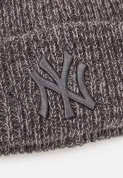 NEW ERA Polylana Short Unisex - Beanie - Heather Grey -Stock X 01b07abee29b44f1b467cb5b545fa463