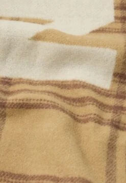 Mads Nørgaard LOGO SCARF UNISEX - Scarf - Cornstalk/cocoa Brown -Stock X 025b6745d35b47e6a7f4b458ea41323f