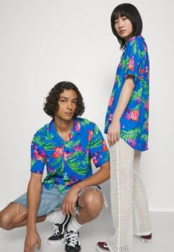 YOURTURN Unisex - Button-Down Blouse - Blue -Stock X 028fbc2b9dd4470f97caded719d2c55d