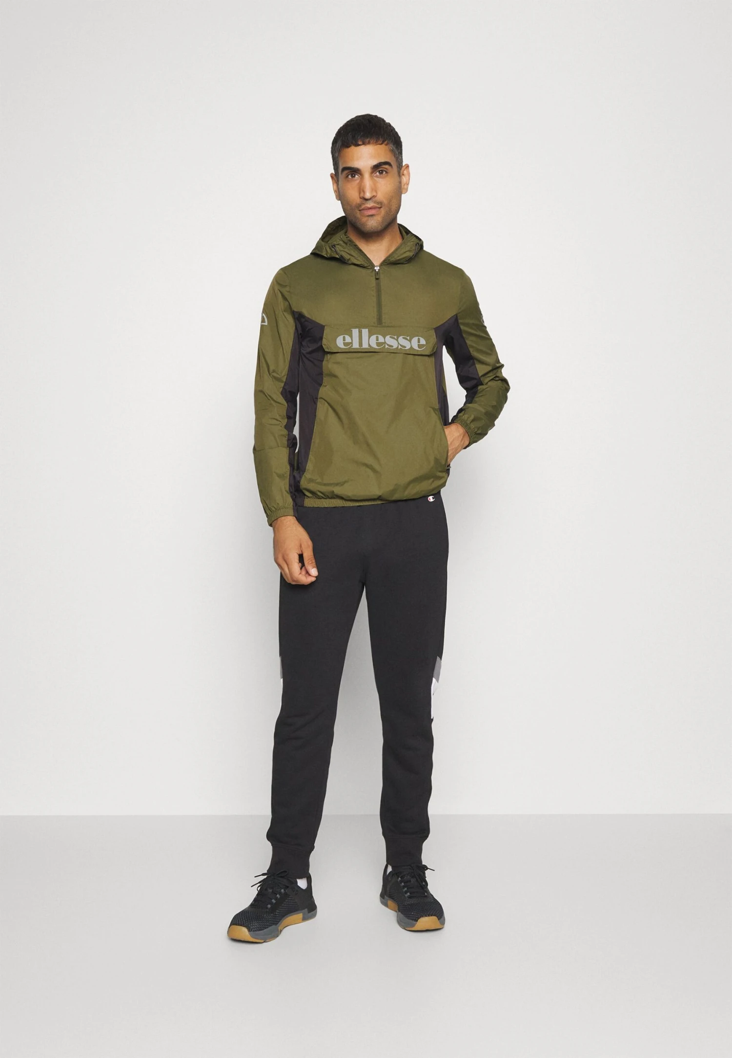 Ellesse Aceras Jacket - Windbreaker - Khaki/Black 4 Ellesse Aceras Jacket - Windbreaker - Khaki/Black - Image 2