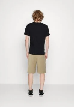 Lacoste Unisex - Tracksuit Bottoms - Lion -Stock X 042bf1fee55648dbb4c1d7b66b240f83