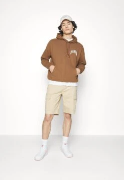 Hooded - Hoodie - Bob -Stock X 0446857e63bd45eea555ed1e8797f51d