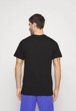Nike Performance Court Tee Heritage - Print T-Shirt - Black -Stock X 0537b911e23b47a6b0f2ec75b3824e2c