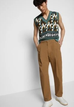 Henrik Vibskov Easy Pants - Trousers - Tapenade -Stock X 05cba809f70a43deb42935a4242b5bb7