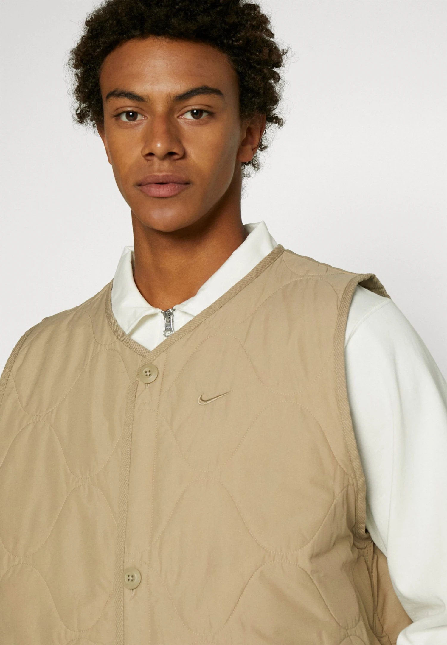 Nike Sportswear Vest - Waistcoat - Khaki 9 Nike Sportswear Vest - Waistcoat - Khaki - Image 7