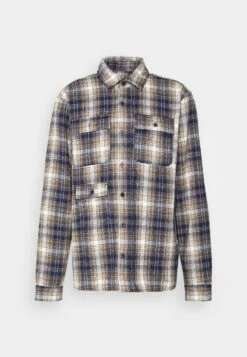 Revolution Multi Pocket Shirt - Shirt - Navy 18 Revolution Multi Pocket Shirt - Shirt - Navy -Stock X 074ef0d6c4c94459a7ba665dc356718e