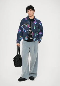 RUNNING DOG TILE TRUCKER JACKET - Denim Jacket - Indigo -Stock X 09e121c2995345e18a21a08d5ec09318