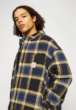 Parkside Overshirt - Short Coat - Zimmer Plaid Meteorite 11 Parkside Overshirt - Short Coat - Zimmer Plaid Meteorite -Stock X 0a6186d981bc4ab8ae29e22f93b416a3