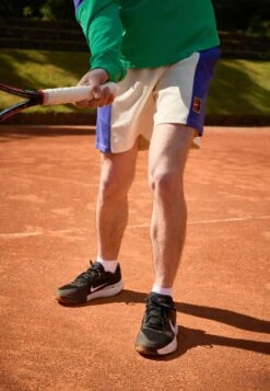 Nike Performance HERITAGE SHORT - Sports Shorts - Pale Ivory/deep Night