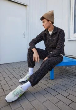 Cleptomanicx Leo Love - Tracksuit Bottoms - Molé