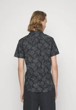 Selected Homme Shirt Aop - Shirt - Black -Stock X 0e06b610bc8b45df90cdb8bd8dfa9559