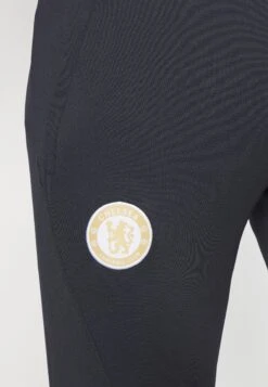 Nike Performance Chelsea London Strike Pant - Club Wear - Pitch Blue/Club Gold -Stock X 0ee04ac0187643ddab4e24de574da274