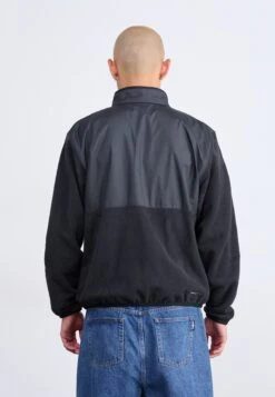 Nike Sportswear CLUB WINTERIZED - Fleece Jacket - Black/white -Stock X 0f4146ac52aa425d8e2114cd5498f1ab