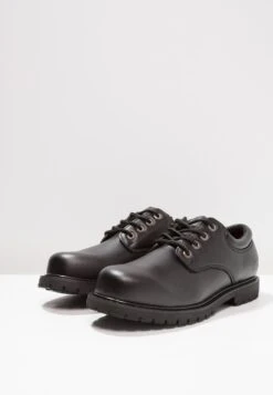 Skechers Cottonwood - Casual Lace-Ups - Black -Stock X 0f51923d85354bb1af5d3e80844db70d