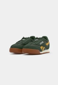 Reebok Classic CAMPIO XT UNISEX - Trainers - Grit Green/grit Gold-coloured -Stock X 0f8a91f403654ec5b25a27767814224e