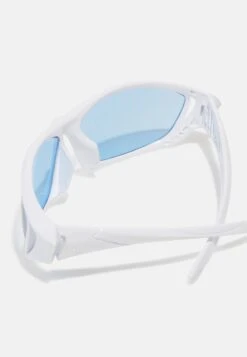 CHPO Kreuzberg Unisex - Sunglasses - White/Blue -Stock X 0fccb1a9834a4e4bb64837b6a94827f9