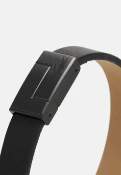 Lacoste Traveler Bracelet - Bracelet - Black -Stock X 10009881bc624868bf453a94328183b2