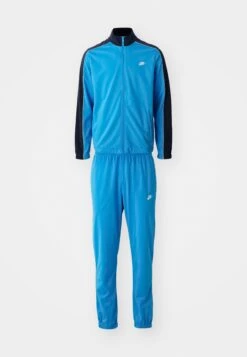 Nike Sportswear CLUB - Tracksuit - Safety Orange/light Khaki -Stock X 105584712e5a4270870756d13c2b3f00