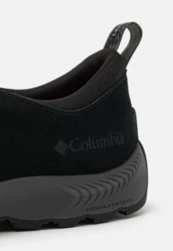 Columbia Landroamer Camper Omni-Heat - Walking Trainers - Black/Dark Grey -Stock X 1109f7c3fccb4508adab9ea783c684d4