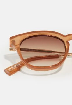 Le Specs Trasher Unisex - Sunglasses - Barley -Stock X 1232b8e731d341f0a21241cd43ca5952