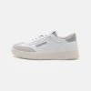 Valentino SATURNO - Trainers - White/ice -Stock X 12d09f8a2c0b435cac040ed89edebc97