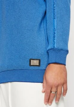CARLO COLUCCI Parallelo Unisex - Jumper - Blue/Navy -Stock X 12dafdb8d3914573a9fc0fae34585a21