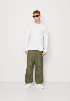 SAMSØE SAMSØE Planet Trousers - Cargo Trousers - Beetle -Stock X 12fb2d54d0dc4d6a892a9c8a587ee66b