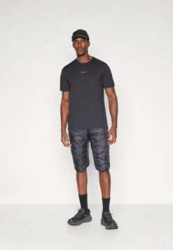 Peak Performance HELIUM SHORTS - Outdoor Shorts - Black -Stock X 131658e404d04603b9e07fb937770c23