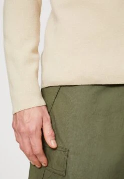 SAMSØE SAMSØE Guna Half Zip - Jumper - Oatmeal -Stock X 13e37caa2c874ceb986d9afed9d4fa9f