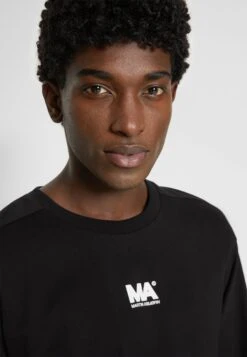 Long Sleeve - Long Sleeved Top - Black -Stock X 143919f48d5c437aaee91692cf303142