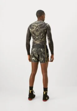 Venum INVADER MUAY THAI SHORTS - Sports Shorts - Black/sand -Stock X 14415f26b01e47aead292c91fa9e6808