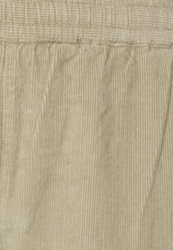 Lyle & Scott Needle Drawstring Trouser - Trousers - Khaki Smoke -Stock X 1596b69cec9c4efdab919120b97b6fe8