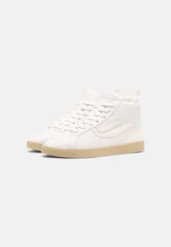 Genesis Helá Mid Eco Unisex - High-Top Trainers - White -Stock X 1602924d05ae4c26be19bb3e306f229f