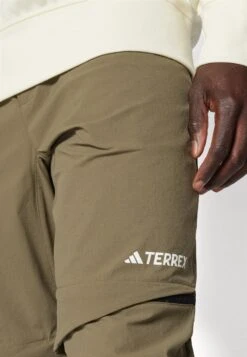 Adidas TERREX UTILITAS HIKING ZIP-OFF - Outdoor Trousers - Olive Strata -Stock X 16360658d31f45f5be56eaa7b471239f