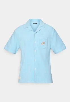 BOSCO BUTTON UP - Print T-shirt - Light Blue -Stock X 16f40c2a0aa24c3882f0c3db7aa30278