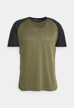 Ziener Nabalis Man - Sports T-Shirt - Leaf Green -Stock X 170f4687be0545f2b78ab5a82524fa7c