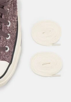 Converse Chuck 70 Hairy Unisex - High-Top Trainers - Violet Ore/Egret/Black -Stock X 17fbc1f158304438ac3f54e54e790d58