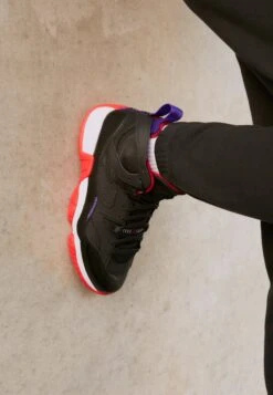 Jordan Jumpman Two Trey - High-Top Trainers - Black/Dark Concord/White/True Red -Stock X 1823ec9258074184908ebbac2fdca64a