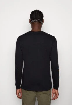 PRIMITIVE Vitamins - Long Sleeved Top - Black -Stock X 18d91d6a2733421f83553b623a0cd00b