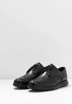 Cole Haan Original Grand Wingtip Oxford - Smart Lace-Ups - Black -Stock X 1949af3ca6f844b49c24785414c051cf