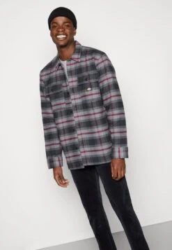 Wrangler Texas Slim Corduroy - Trousers - Dark Navy -Stock X 199c618292a548768073257b920428ff