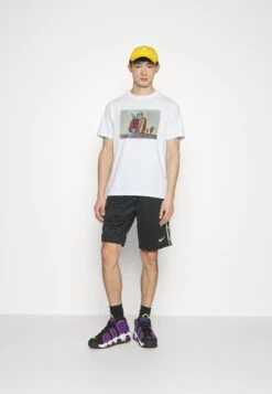 Nike Sportswear M Repeat Pk - Tracksuit Bottoms - Black/Volt -Stock X 1abeba2f4bbd43e2bde1fe2fc59be0d0