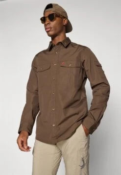 FJÄLLRÄVEN SINGI TREKKING SHIRT LS M - Shirt - Dark Olive -Stock X 1b0929bc978d47a5883d182e23713580