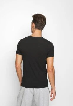 JBS Bamboo 2 Pack - Undershirt - Schwarz -Stock X 1bf2fb504eeb41c69aeb4fa83fc60e50