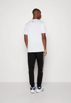 Hummel Staltic Pants - Tracksuit Bottoms - Black -Stock X 1c23e50d88b242f4b6ece1f8d19f5636