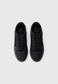 Filling Pieces CRUISER TECH FUZZ - Trainers - Black -Stock X 1c9acd9b9b6c4a8f885b992577bd4898