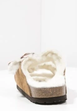 Birkenstock Arizona - Slippers - Light Brown -Stock X 1d07f231c30c49e6a480ef6f5e37424b