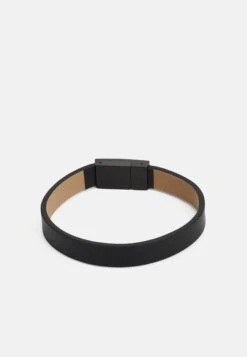 Lacoste Traveler Bracelet - Bracelet - Black -Stock X 1e14a2f41a0449b5b20a01843c5e47b9