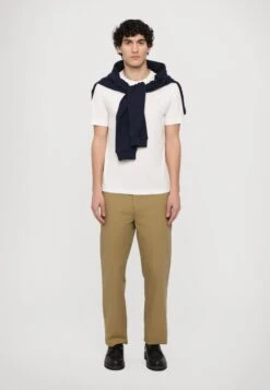 EA7 Emporio Armani TRAIN CORE TEE - Basic T-shirt - White -Stock X 1f5a47731a6d402ba1dcf7ca32014d34